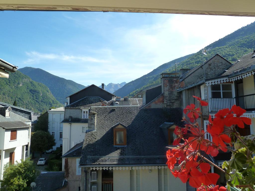 Hotel Des Lilas Bagnères-de-Luchon Cameră foto